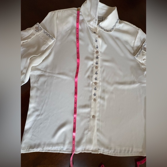 NWT - Elegant White Button-Up Blouse With Beading - Picture 13 of 14